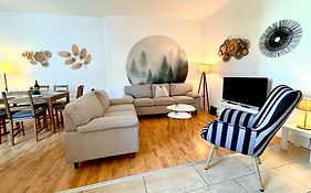 Holiday Appartement,kostenfrei Parkplatz,Innenstadt,3 Bdr,6 Personen,Babybett